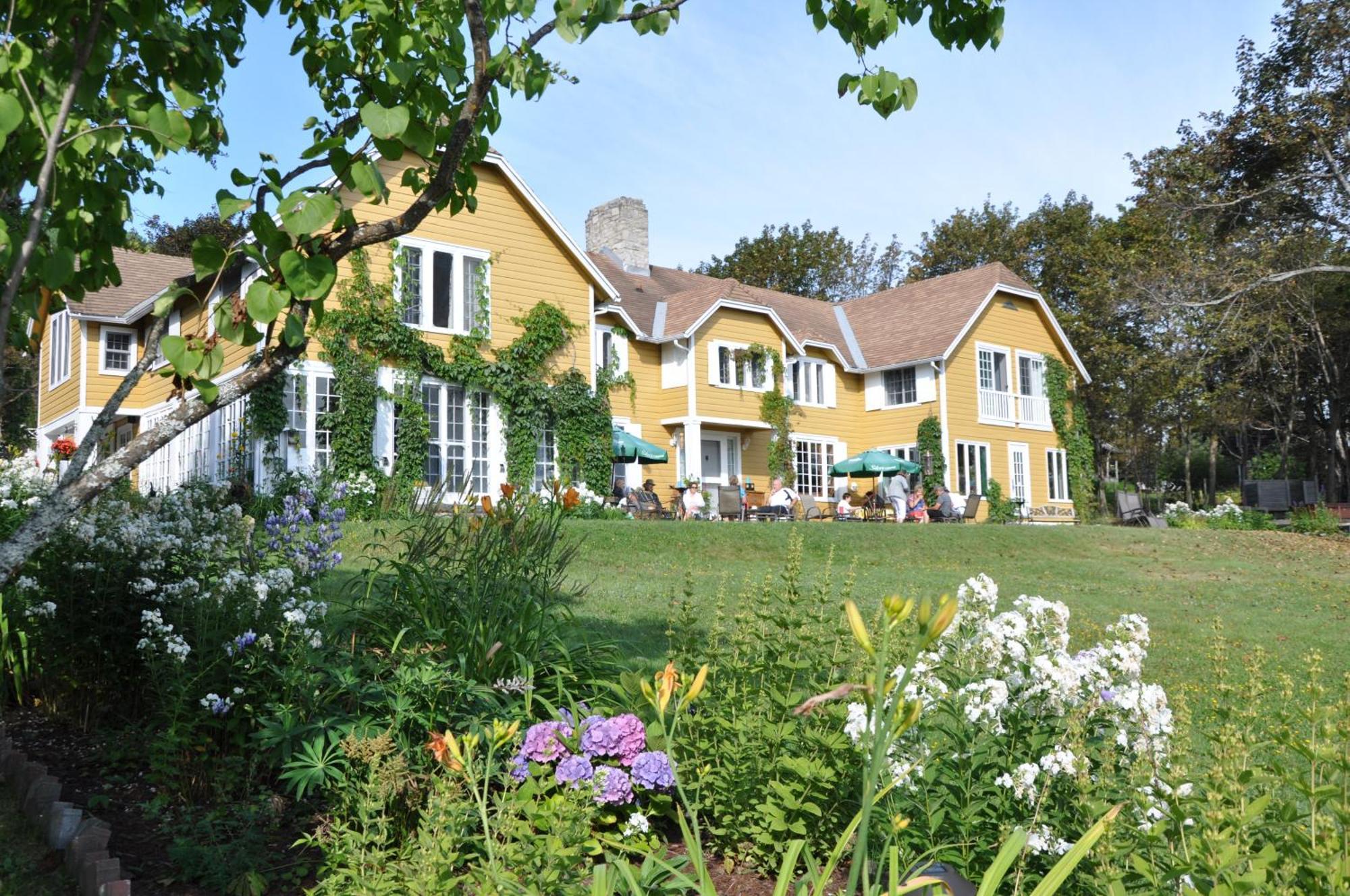 Auberge Sur La Cote Ла-Мальбе Экстерьер фото